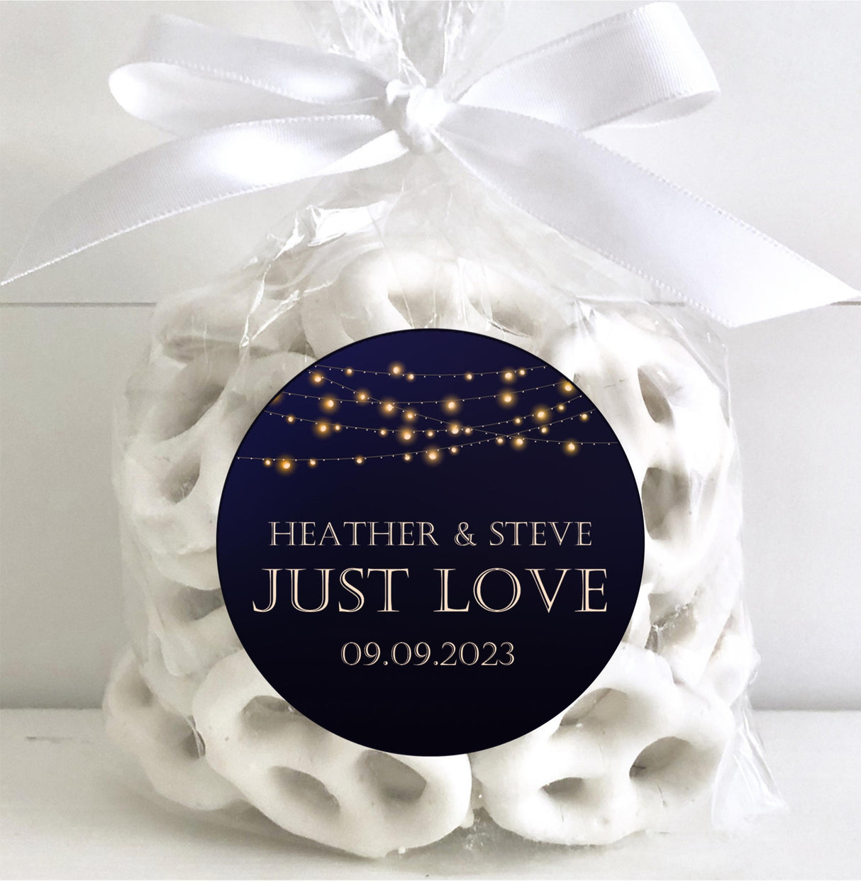 Elegant wedding favor label featuring string lights